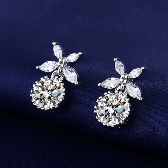 Jewelry - Sterling Silver Cubic Zirconia Earrings